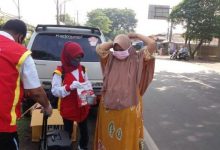 Photo of PMI Kecamatan Curug Bagi-bagi Masker dan Sabun